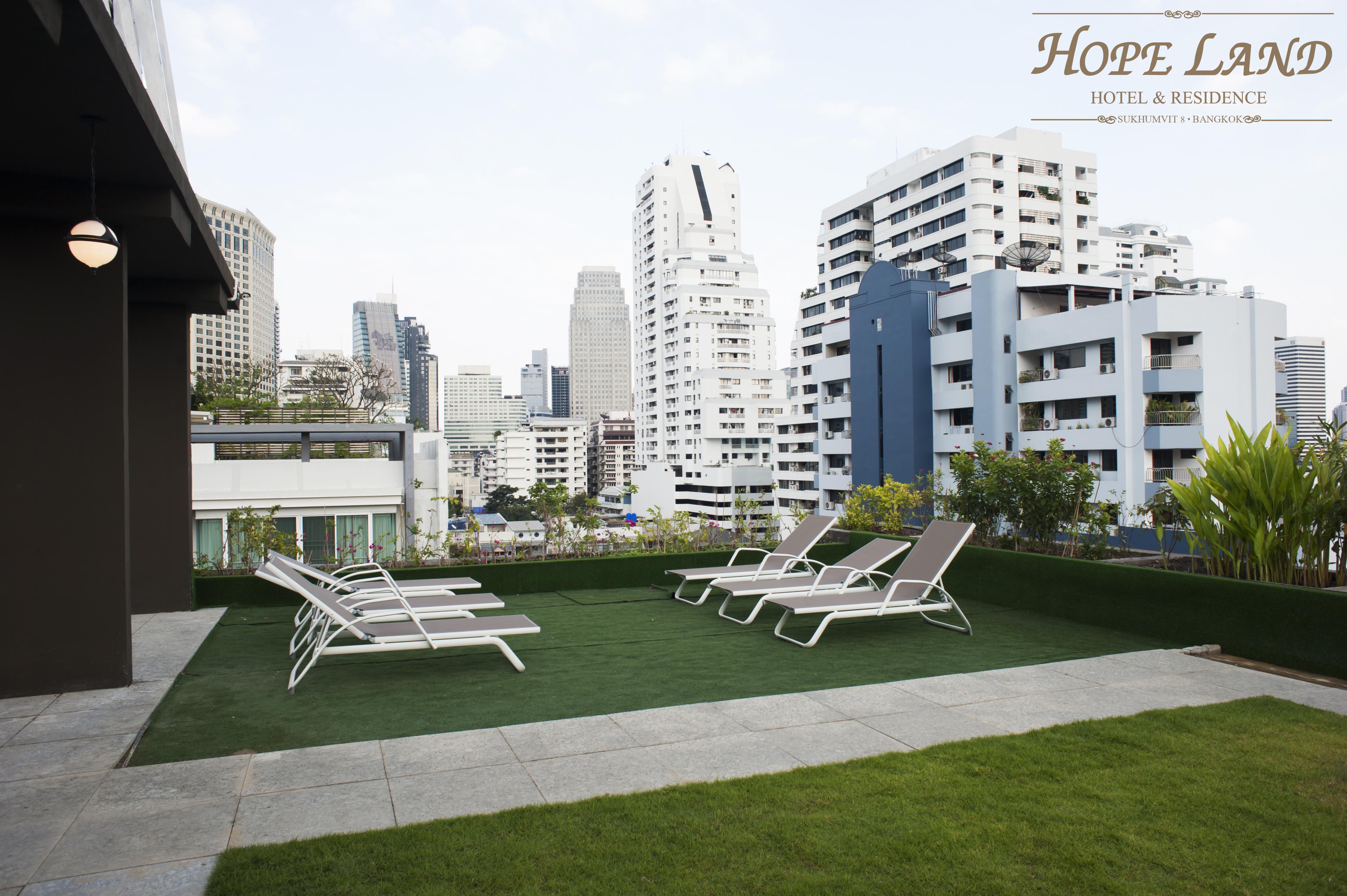 Hope Land Hotel Sukhumvit 8 Bangkok Bagian luar foto